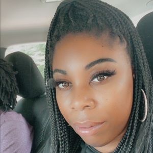 Meet your Posher, Keva